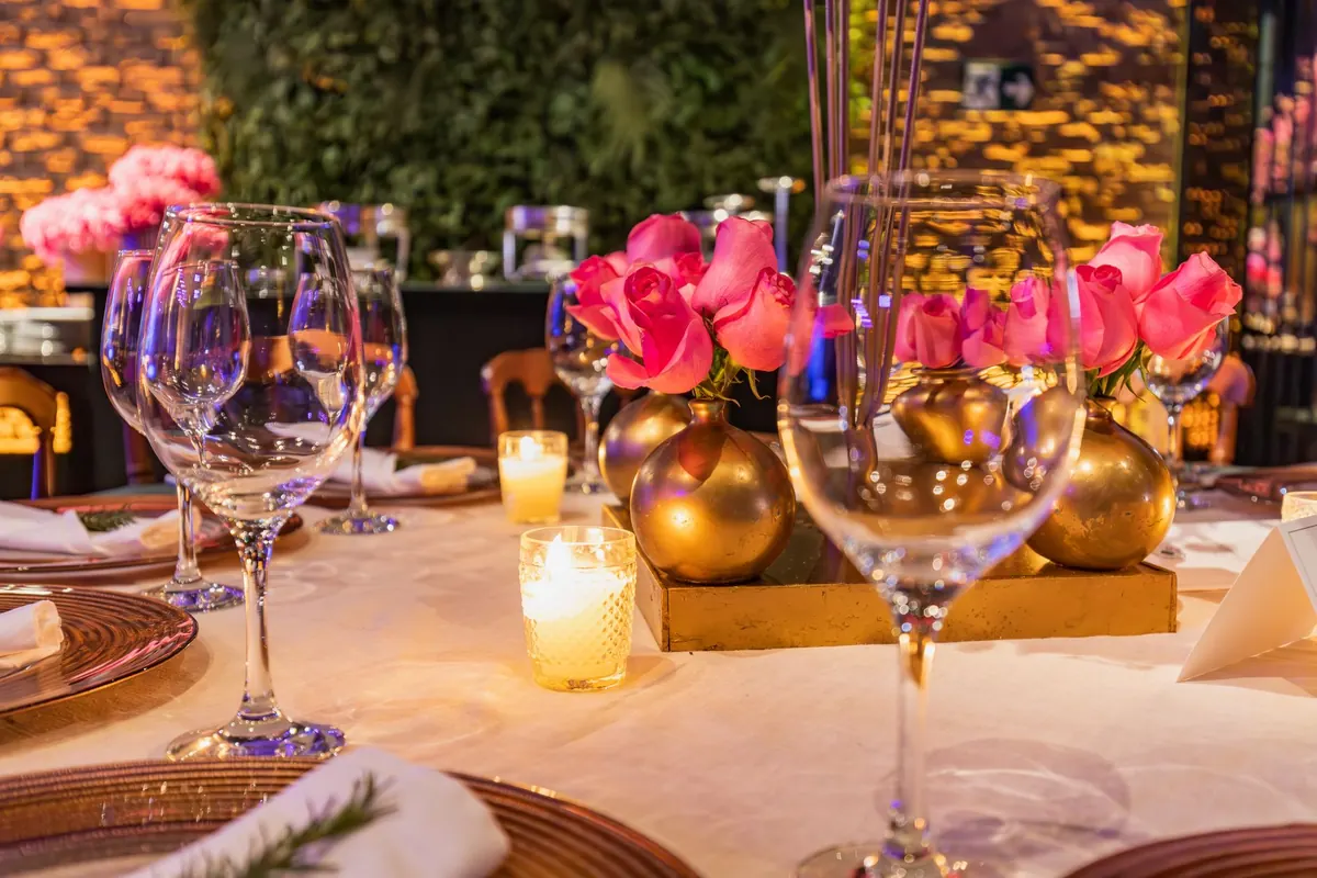 7 Hosting Mistakes I Made at My First Dinner Party